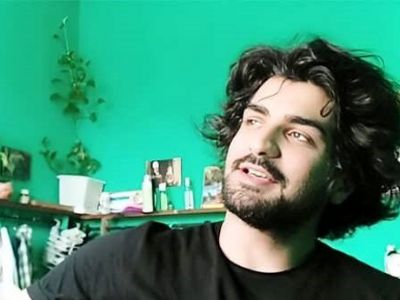خانه ساده و باصفای عرفان طهماسبی، پسر خوش صدای خوزستانی قبل معروف شدن/ وجب به وجب اتاقش زیبا و پر از حس آرامشه+فیلم
