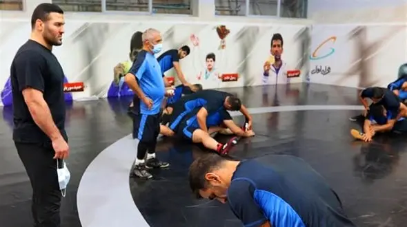 ستاره کشتی ایران مدیر تیم‌های ملی کشتی ترکمنستان شد