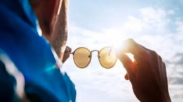 بهترین ویژگی‌ های یک عینک آفتابی استاندارد چیست؟