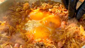 طرز تهیه نیمرو با لوبیا چیتی / فیلم