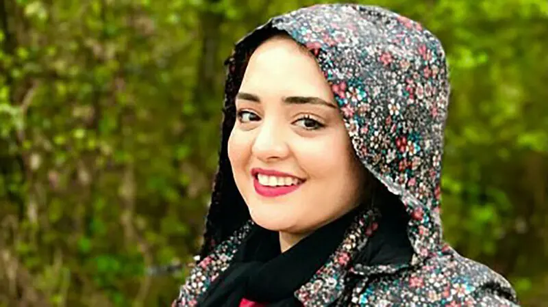  تیپ زمستانی جدید نرگس محمدی +عکس 