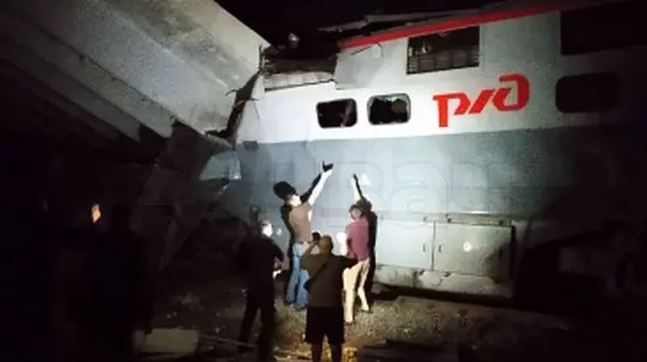 سقوط مرگبار پل در روسیه/ 4 کشته و 44 نفر زخمی شدند