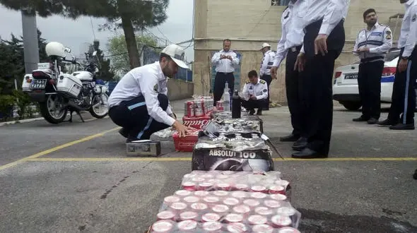 کشف ۱۳ تن اجزای حرام دام و مشروبات الکلی در اسلامشهر 