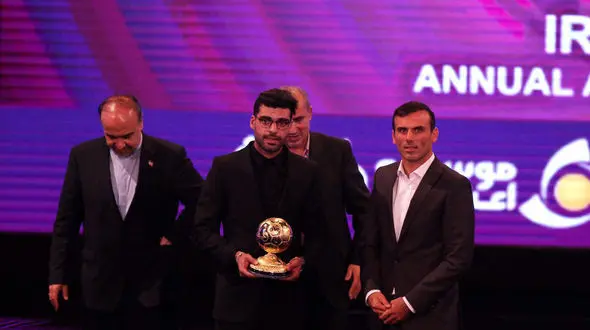 واکنش های توئیتری به مراسم برترین های فوتبال ایران؛ پرسپولیس بود یا لالالند؟