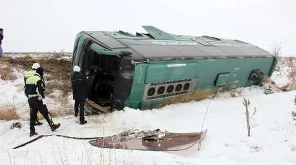 جزئیات جدید از تصادف اتوبوس ایرانی در ترکیه / اسامی مجروحان+ عکس 