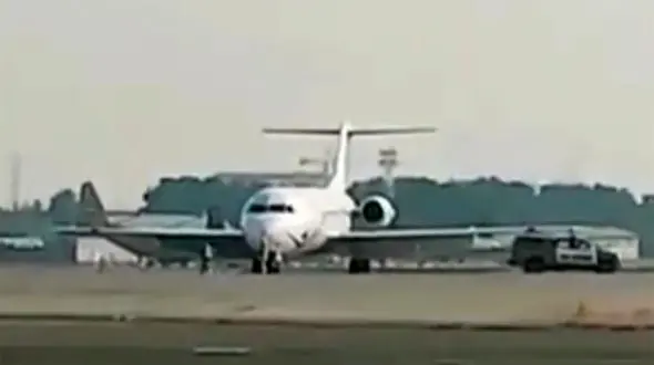 وحشت در هواپیمای تهران- اردبیل / باند فرودگاه مهراباد بسته شد + فیلم