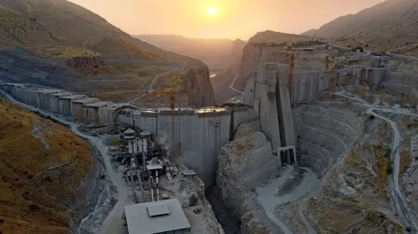 درویش: آبگیری سد چم شیر 5 فاجعه زیستی برای ایران ایجاد می کند/ پای سرمایه گذاری235 میلیون یورویی چینی ها در میان است + صوت