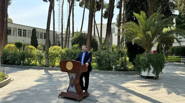 اسماعیلی: اعزام حاجیان از اواخر اردیبهشت با ارز مبادله‌ای صورت خواهد گرفت + فیلم