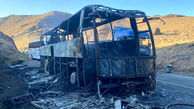 اتوبوس مسافربری در جاده سبزوار آتش گرفت / ۱۶ مسافر نجات یافتند 
