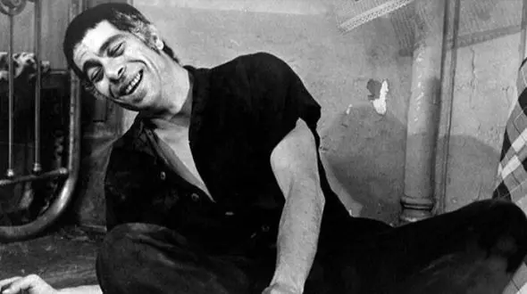 در این خانه بود که عشق بهروز وثوقی و فاطی تا ابد جاودانه شد / خاطره ها زنده شد + فیلم