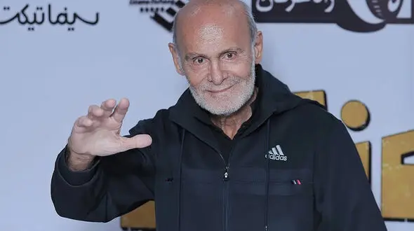 سفر در زمان / عکس چهره جوان جمشید هاشم پور در کنار جهان پهلوان تختی / قاب هایی از چند دهه پیش