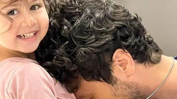 فیلم/ خرابکاری بامزه نبات استخری دختر شیرینِ شاهرخ استخری، بهزادِ سریال دلنوازان