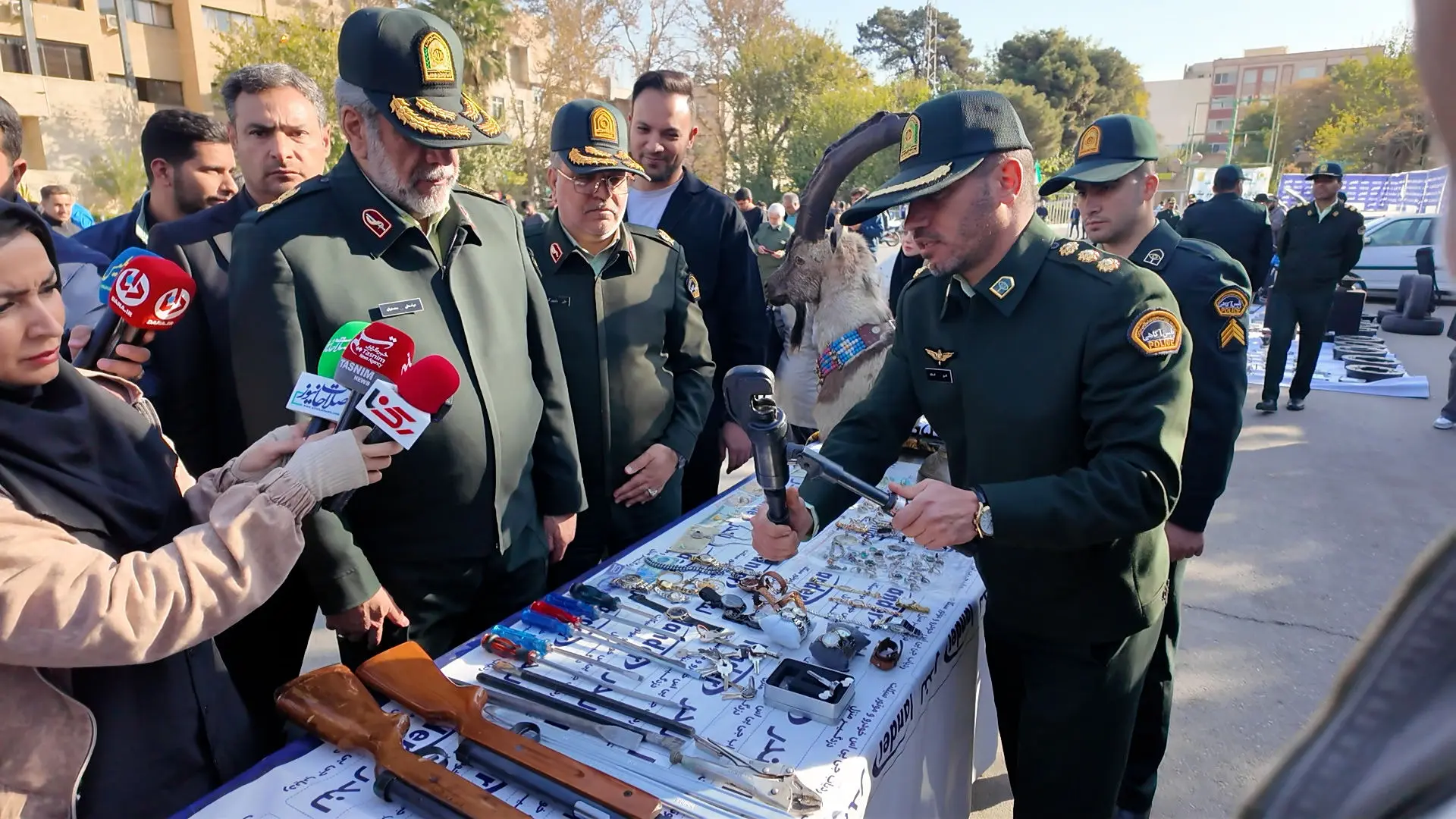 فیلم / هشدار سردار محمدیان به فروشندگان قفل شکن های هیدرولیکی