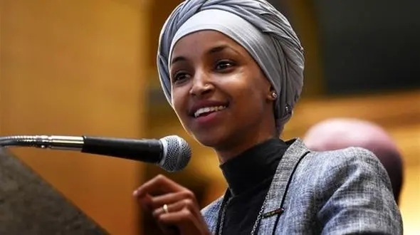 اظهارات توهین‌آمیز مجری فاکس‌نیوز درباره حجاب نماینده مسلمان