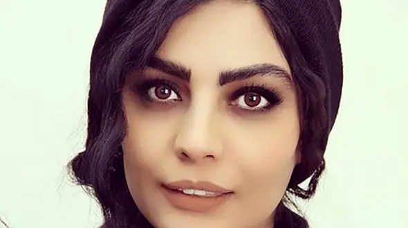 عکس ناب از صحرا اسداللهی با لباس عروس در یکی از خیابان‌های تهران ! / خانم بازیگر عروس بین مردم دیدنیست !