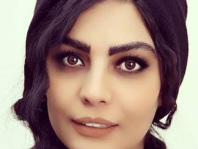 عکس ناب از صحرا اسداللهی با لباس عروس در یکی از خیابان‌های تهران ! / خانم بازیگر عروس بین مردم دیدنیست !