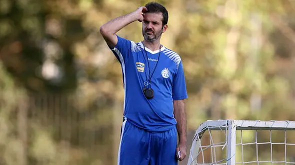 توضیحات باشگاه استقلال درباره پرونده استراماچونی/ فعلا خطری آبی ها را تهدید نمی کند