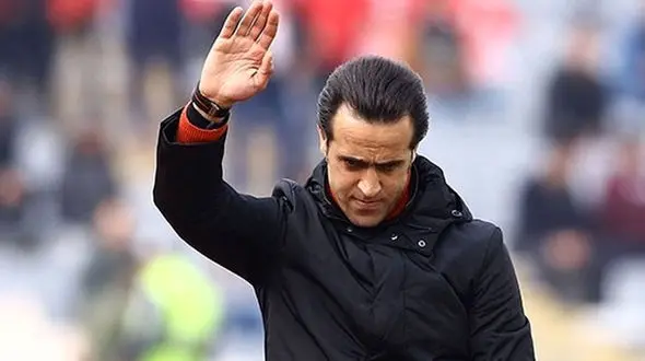 علی کریمی: یحیی حق داشت استعفا دهد/ امیدوارم دیگر پرسپولیس به مشکل نخورد + فیلم