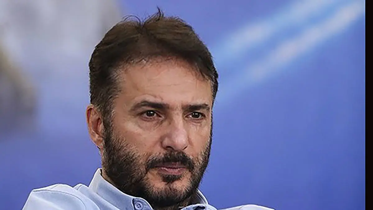تذکر رهبر شهید به سیدجواد هاشمی : هر فیلمی را بازی نکن / آقای بازیگر چرا توصیه رهبر را انجام ندادی / نه از اون برهنگی ات در استخر نه از هودی پوشیدن و رپ خواندنت