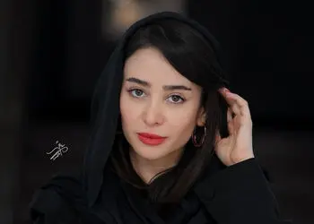 داخل خانه الناز حبیبی را ببینید/ از دکور مدرن تا منظره چشم نواز