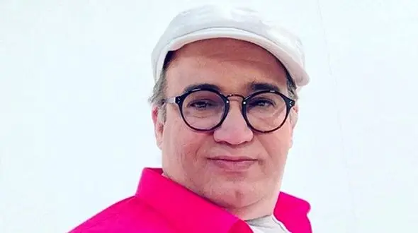 فیلم جشن تولد ساده 57 سالگی نادر سلیمانی، قاسم هندوانه فروش سریال ستایش/ چه کیک منحصر به فرد و شیکی+عکس