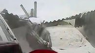 سقوط وحشتناک سقف یک پارکینگ روی خودروهای گران‌قیمت / برف سنگینی کرد