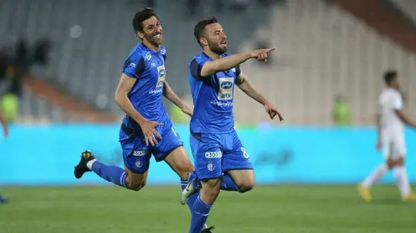 هافبک مغضوب استقلال در راه تراکتور