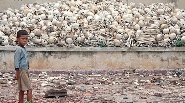سیاستمداری که یک سوم مردمش را کشت + تکاندهنده
