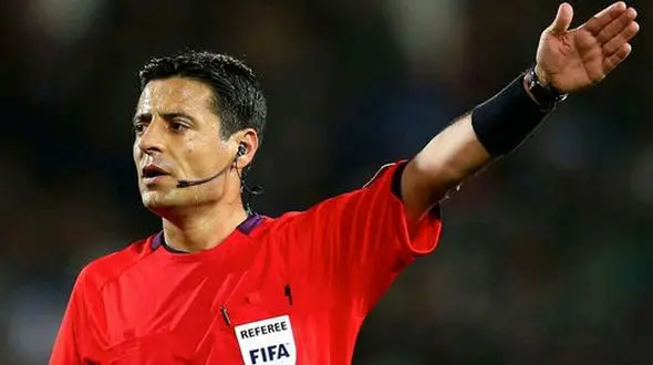 خداحافظی با 11 داور و کمک داور لیگ برتری/ دیگر شاهد حضور فغانی نخواهیم بود!