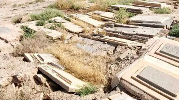 در قبرستان قدیمی سمنان ترس آدم را فلج می کند!+عکس