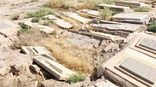 در قبرستان قدیمی سمنان ترس آدم را فلج می کند!+عکس