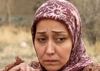 لباس عروس و تاج زیبای آرزو افشار آفرینِ سریال آوای باران در شب عروسی اش همه را مات و مبهوت کرد
