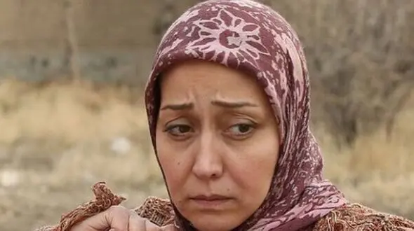 لباس عروس و تاج زیبای آرزو افشار آفرینِ سریال آوای باران در شب عروسی اش همه را مات و مبهوت کرد