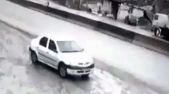 فیلم هولناک از لحظه چپ کردن پژو / سرنوشت عجیب مسافران ال 90