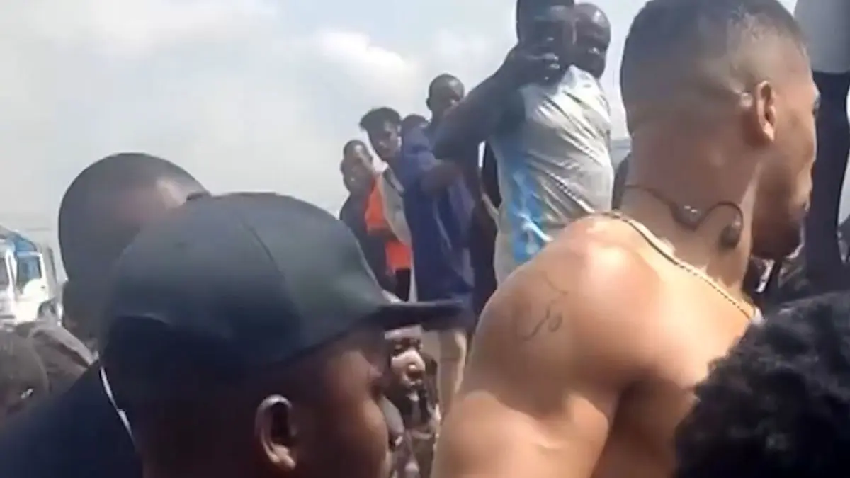 فیلم تصادف مرگبار در نیجریه و جان سالم بردن آنتونی جاشوا