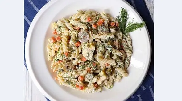 طرز تهیه سالاد ماکارونی رژیمی