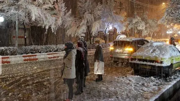 خبر یخبندان قطبی در ایران دروغ است