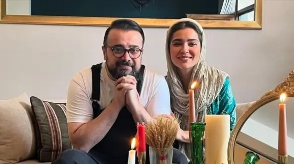 فیلم / نگاهی به سلیقه مونا کرمی در چیدمان خانه بخت خودش و «سپند امیرسلیمانی» / از کابینت‌های مدرن و نورمخفی تا دکوری‌های هنری بویژه مبل نرم توپی برای آرامش و ...