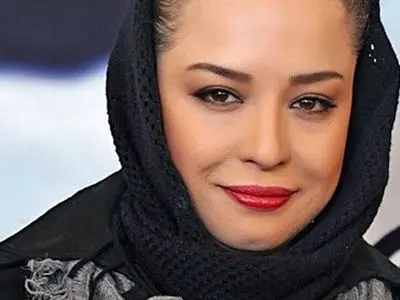 فیلم / مهراوه شریفی‌نیا: زندگی سخت کیمیا  موهایم را سفید کرد ! /  مثبت نیستم چادری نیستم، طلاق گرفتم لجبازم همه رو حرص میدم گند میزنم به زندگی بقیه ...