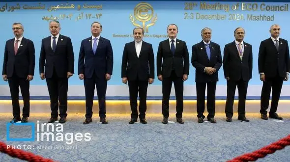 عراقچی : ایران با جدیت اهداف عالی سازمان همکاری اقتصادی اکو را دنبال می‌کند