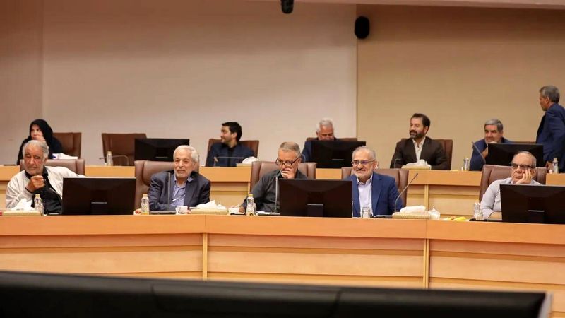 نشست احزاب در وزارت کشور