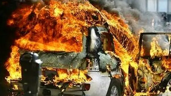 تصادف پیربازار، و مرگ ۵ نفر بر اثر حریق پراید