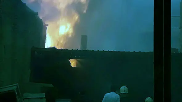 آتش سوزی در نجف اشرف در نزدیکی محل اسکان ایرانیان + عکس