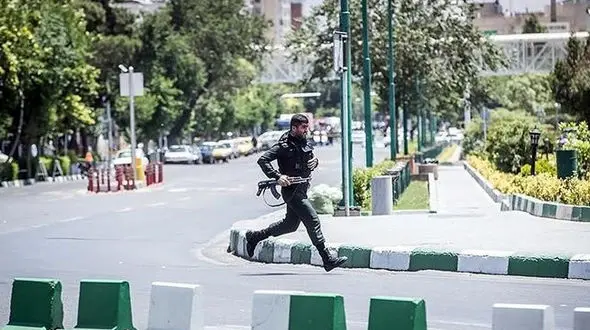 اسامی شهدای ترور در تهران روی خیابان ها قرار می گیرد 