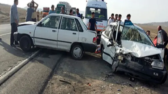 60 درصد از جانباختگان تصادفات جاده‌ای متعلق به پراید و پژو 405 هستند