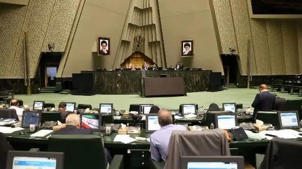 آیا واقعا کسی در دولت لوایح را نمی‌خواند؟