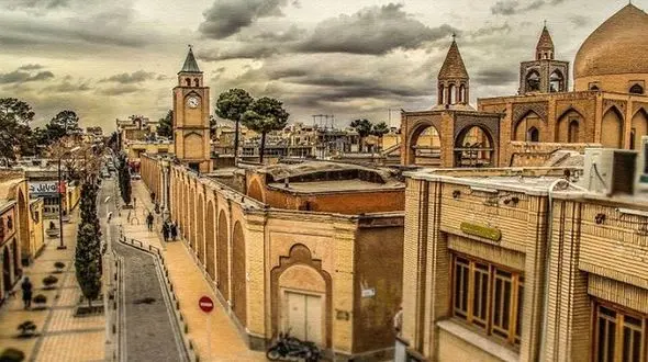 میراث فرهنگی در اولویت کشور نیست/ ضرغامی در رفتارش تجدیدنظر کند 