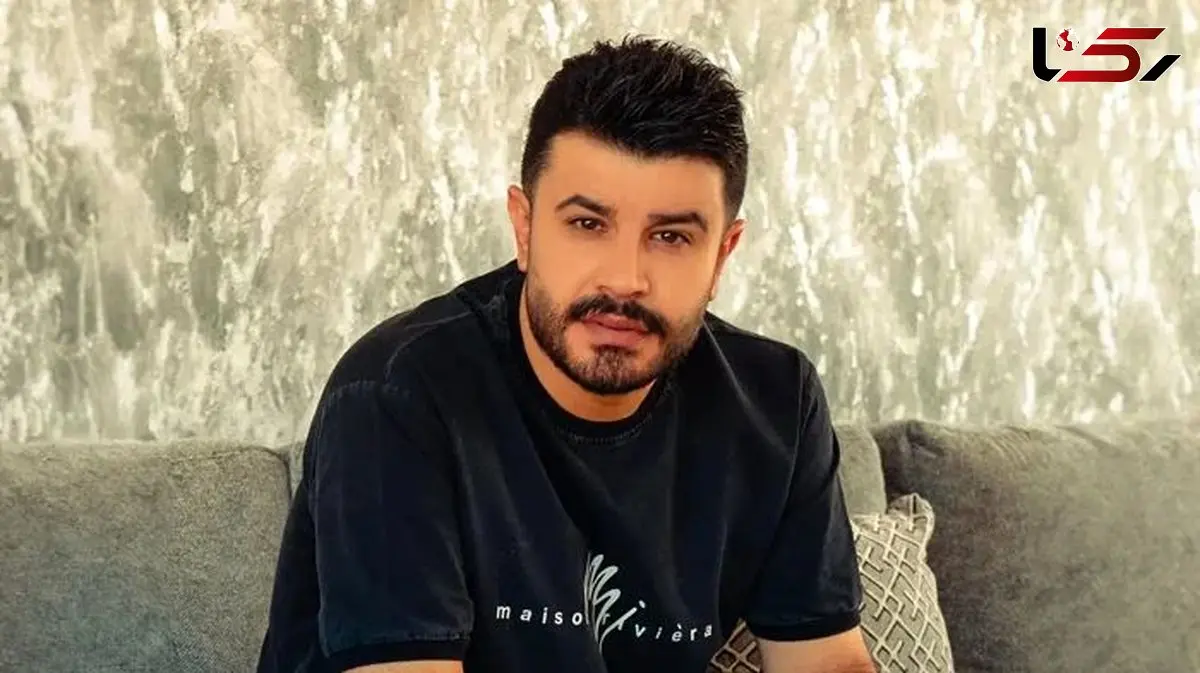 فیلم/ نگاهی به آشپزخانه دلباز و غرق در نور منزل پیمان طالبی؛ از کابینت‌هایی مد روز و خوشرنگ تا لوازم برقی لاکچری و کافه‌بار مخصوص آقای مجری