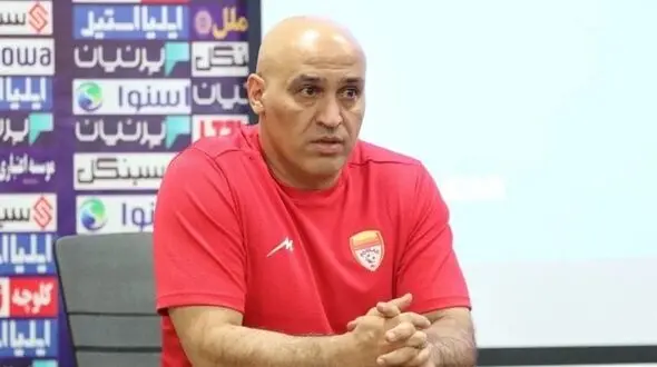 شعار هواداران فولاد علیه منصوریان+فیلم