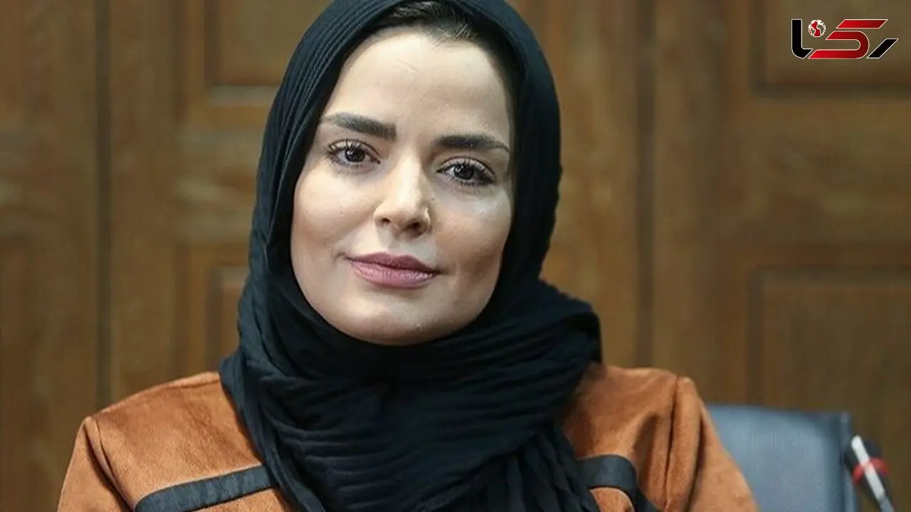 چهره ها/ «مرضیه» سریال آوای باران در کنار پدرش در ساحل بابلسر 